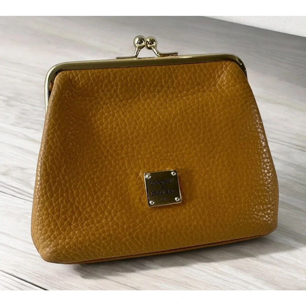 Dooney & Bourke Pebble Grain Leather Coin Purse Clutch Credit Card Slots Toffee - Picture 2 of 16